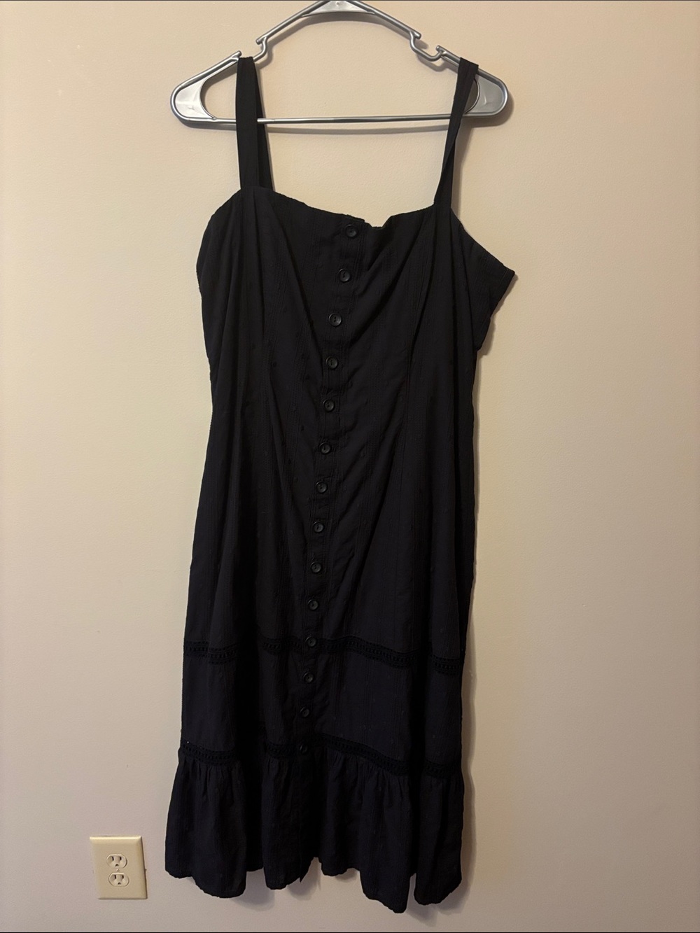 Idyllwind Black Button-Front Sundress with Ruffled Hem